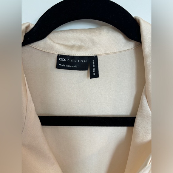 ASOS Design cream blouse - Picture 2 of 2